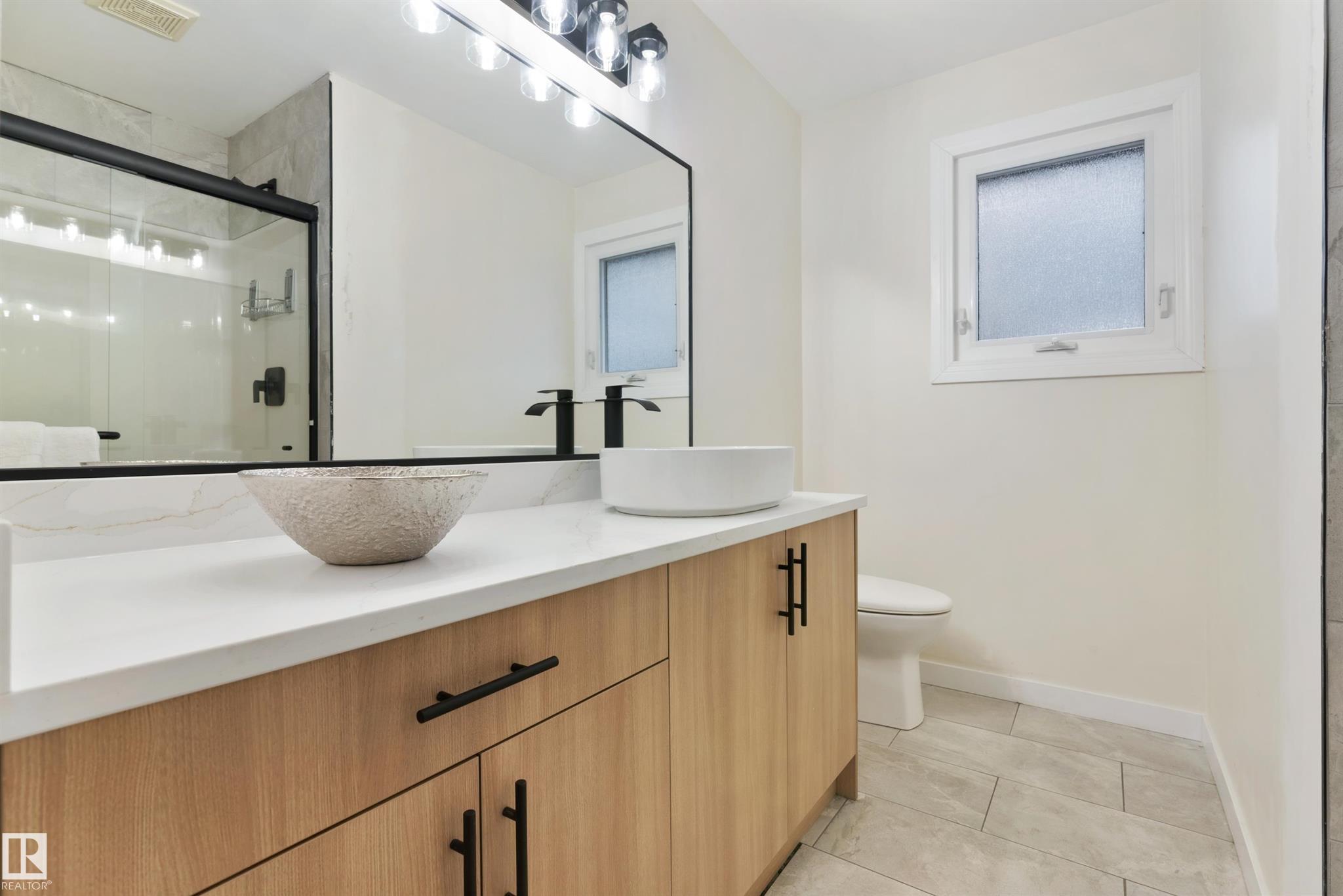 TwinEra Construction Bathroom Remodel in Edmonton