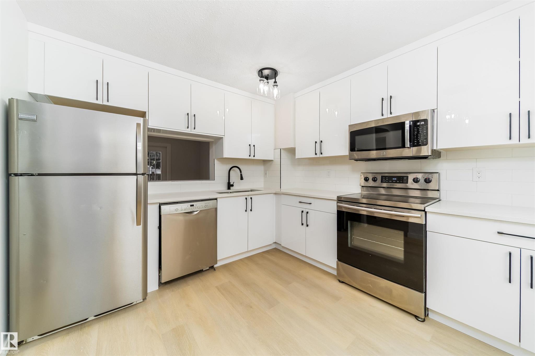 After Townhouse Kitchen
